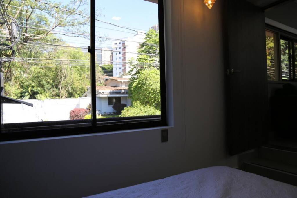 Luxury Apartment - Restaurant Row - 5 Blocks Parque Lleras Medellin Exterior photo